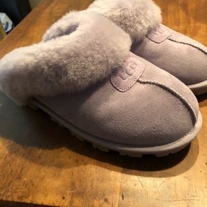Ugg Slippers in pale lavender.